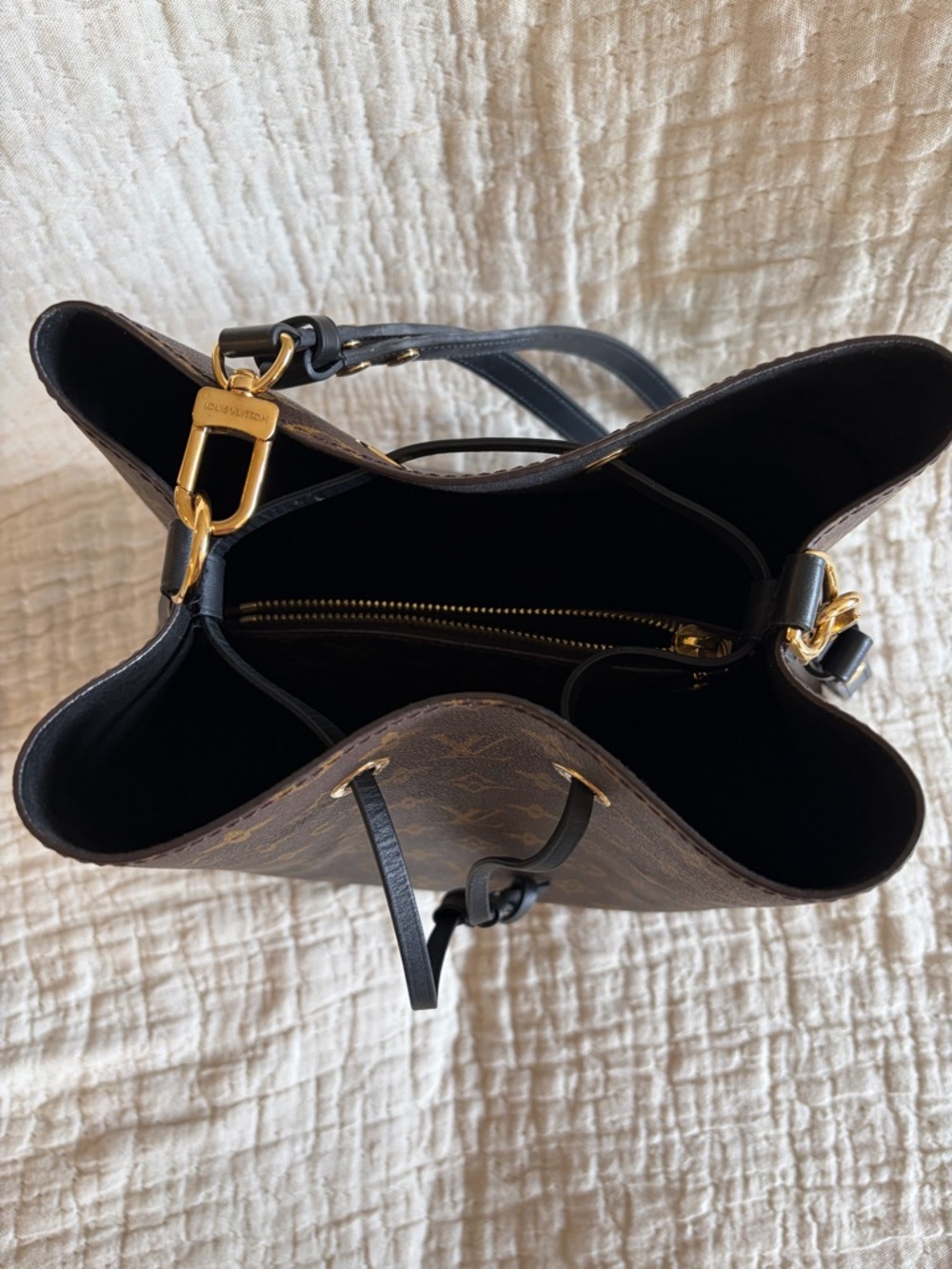 Louis Vuitton neonoe MM - Picture 7 of 14